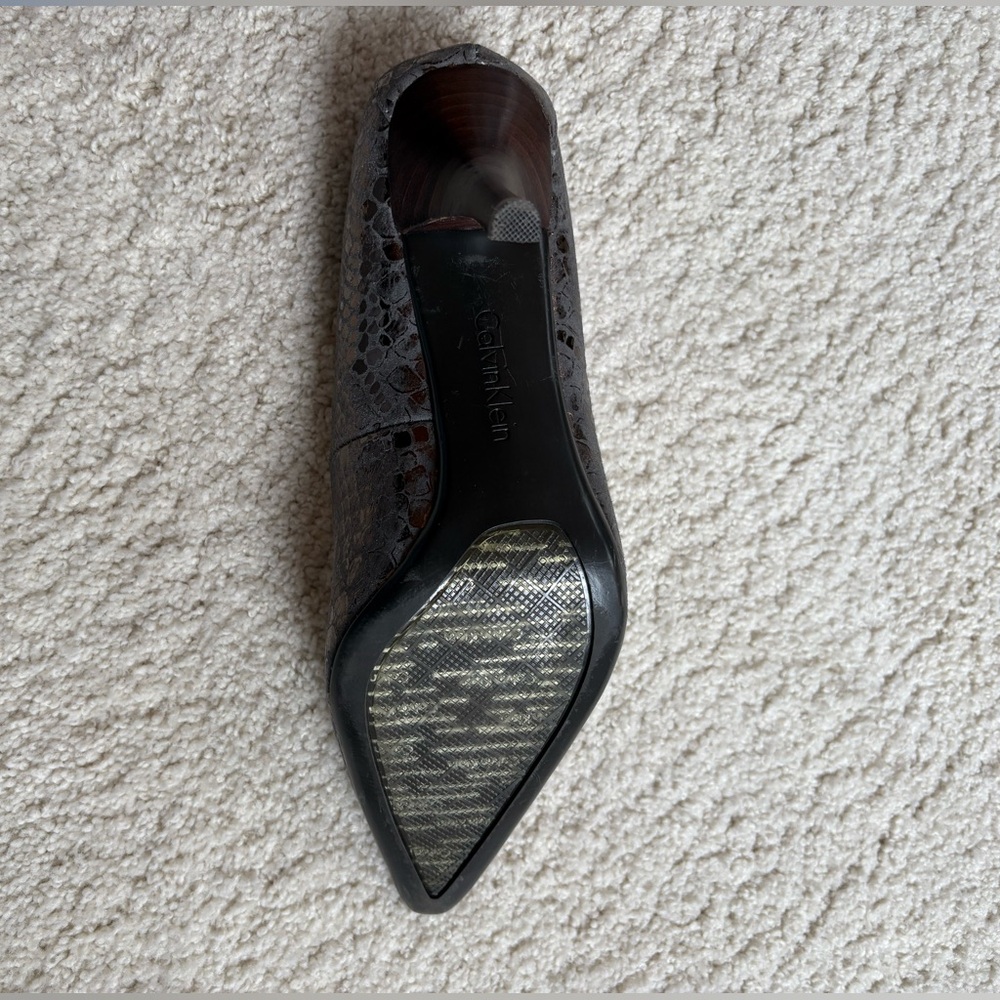 Sexy Calvin Klein heels in blue/copper snakeskin print leather & a touch of foil - Picture 14 of 16